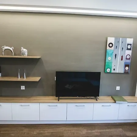 Gaspar Apartment - 4Th Floor - Renovated 2019-2